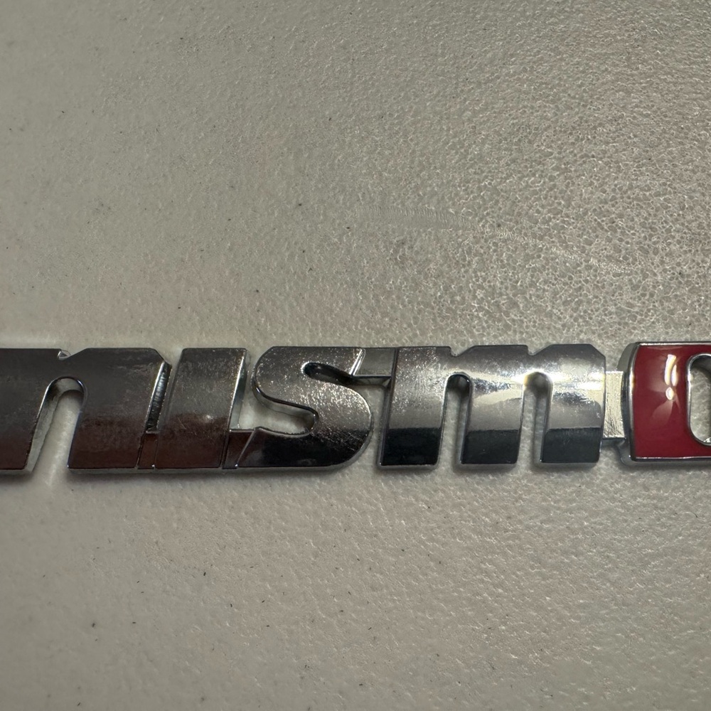 Nismo Chrome Emblem (2)